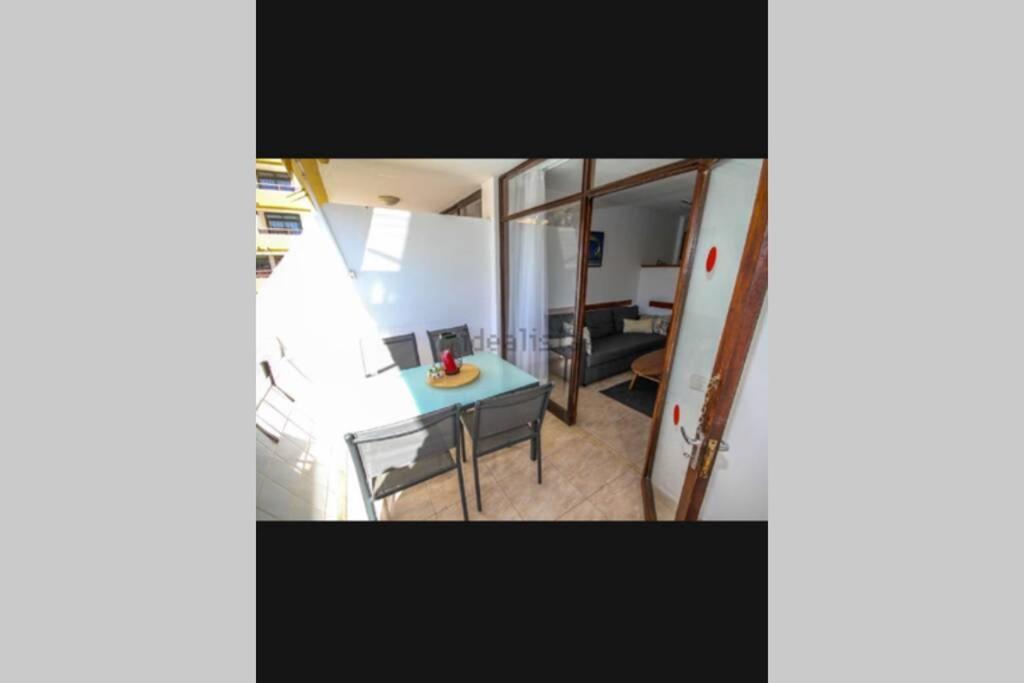 Yumbo Beach Apartment Perfect Location Free Fast Wifi Playa del Ingles  Exterior photo