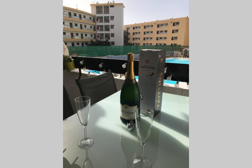 Yumbo Beach Apartment Perfect Location Free Fast Wifi Playa del Ingles  Exterior photo