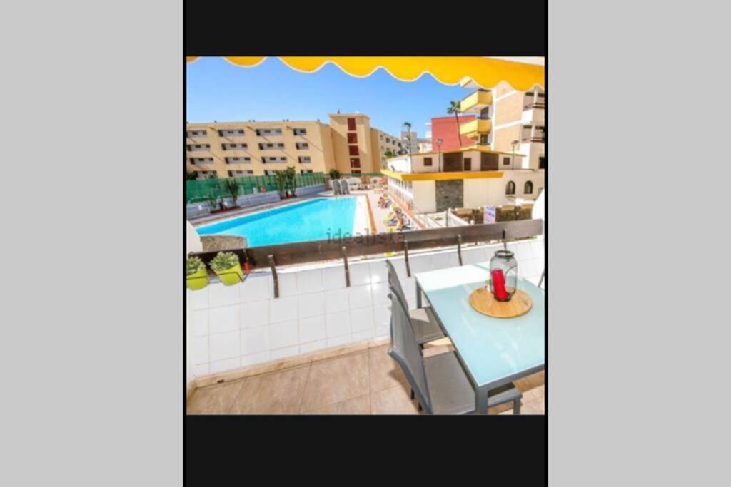 Yumbo Beach Apartment Perfect Location Free Fast Wifi Playa del Ingles  Exterior photo