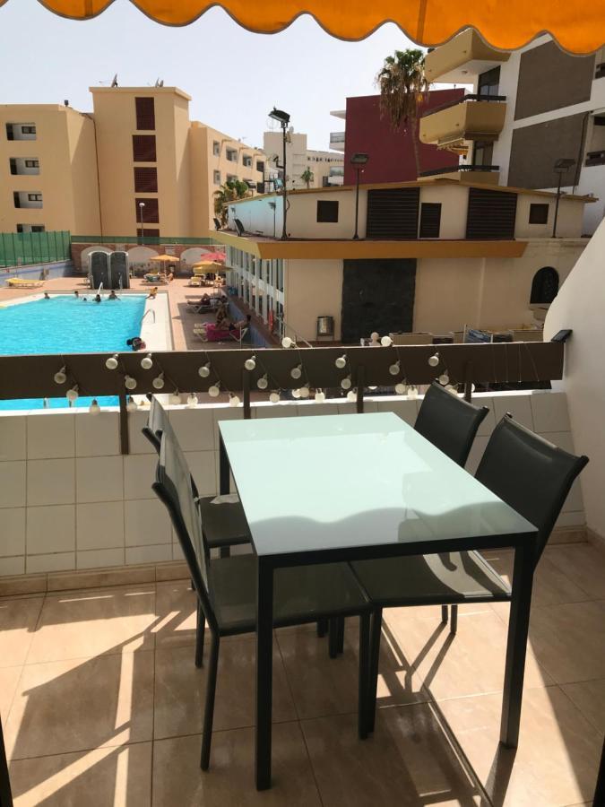Yumbo Beach Apartment Perfect Location Free Fast Wifi Playa del Ingles  Exterior photo